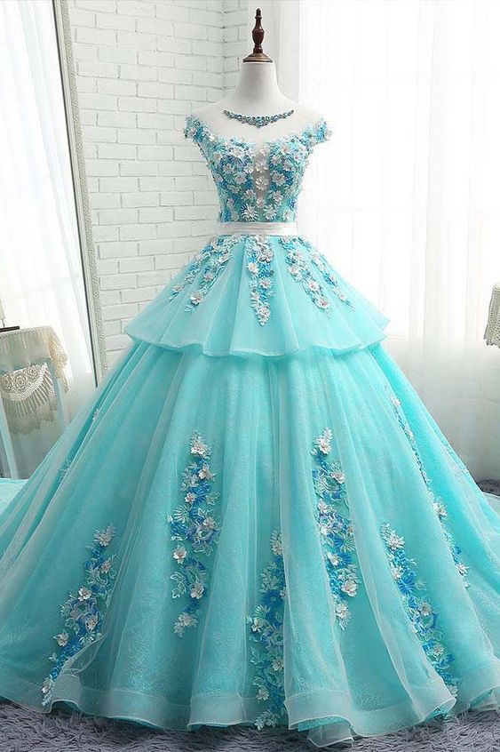 Green Scoop Neck Sleeveless Tiered A Line Prom Dresses Lace Applique Evening Dresses cg1614