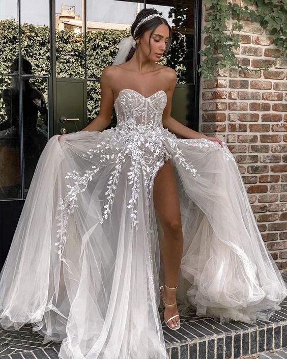 Sweetheart Tulle Long Prom Dress With Appliques cg18707