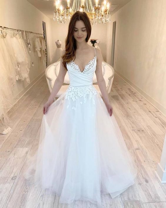 Sexy Spaghetti Straps White Tulle A Line Prom Dress, Appliques Long Prom Dresses cg2852