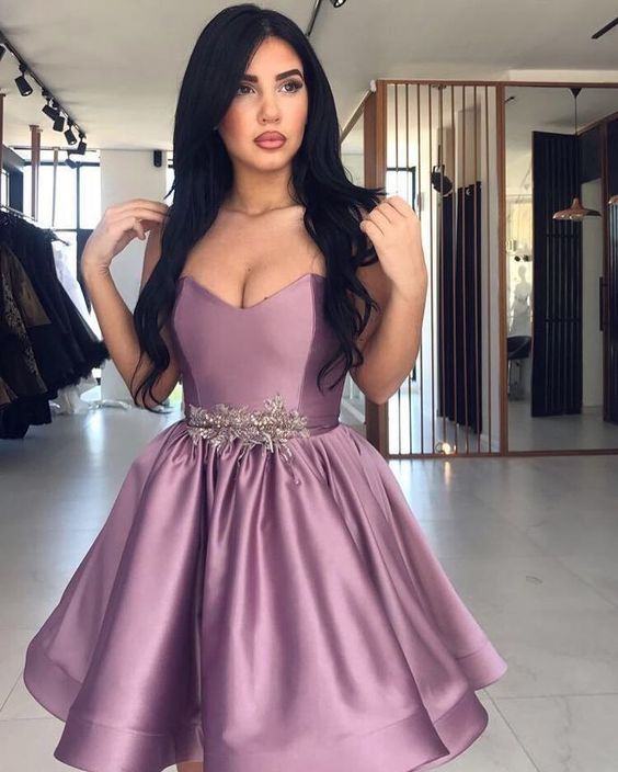 Modern A-Line Sweetheart Short Homecoming Dress With Appliques Pleats cg432