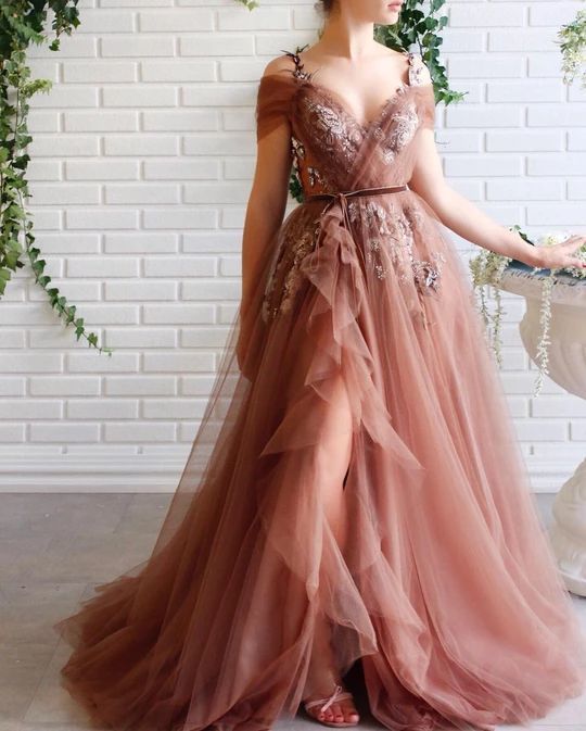 Elegant off shoulder Appliqued Tulle Prom Dress cg6392