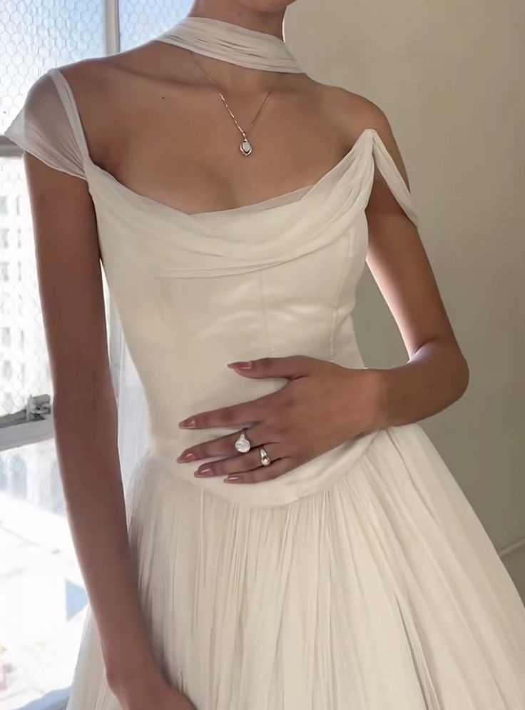 Off Shoulder White Beautiful Wedding Dress Long Formal Dresses     cg25358