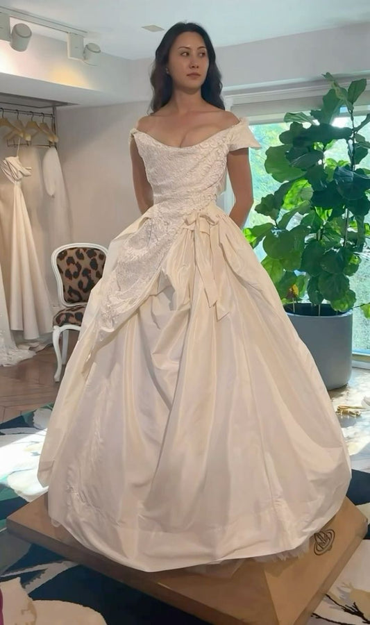 A Line Off Shoulder Beautiful Long Wedding Dress      cg25315