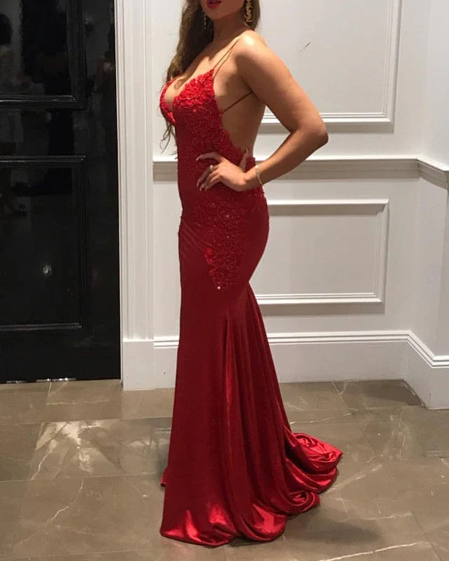 Red Lace Appliques V Neck Open Back Mermaid Prom Dresses cg5104
