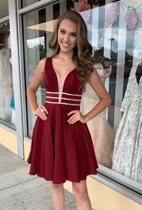 A-line Short Burgundy Homecoming Dress   cg10693