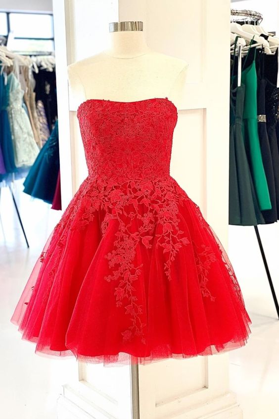 Red Homecoming Dress   cg12342