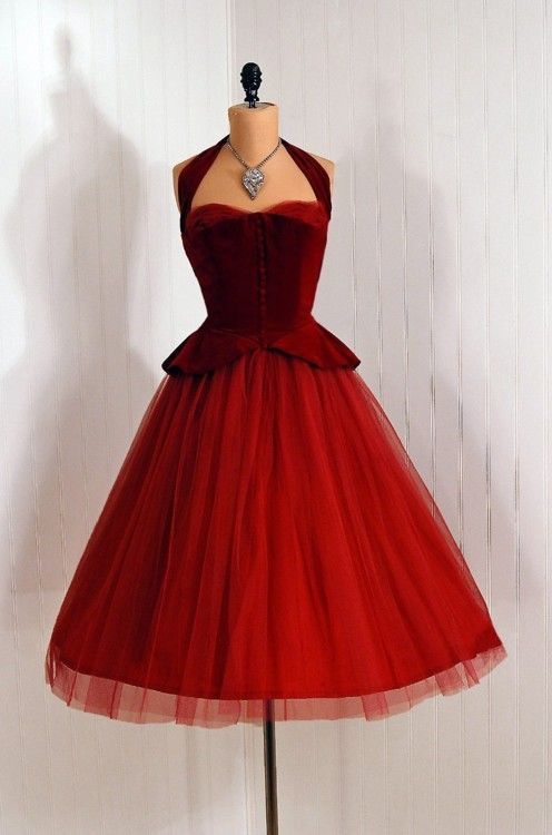 Vintage Halter Neckline Short Homecoming Dress   cg15421