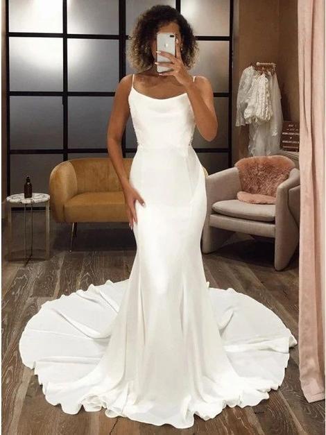 White Mermaid Satin Sleeveless Prom Dress With Sweep Train    cg19785