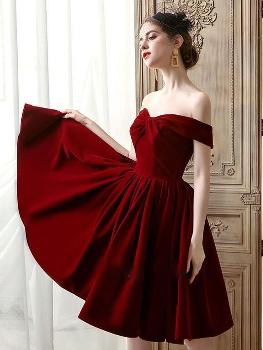 Lovely Sweetheart Wine Red Velvet Short Party Dress, Dark Red Velvet Dress Homecoming Dress    cg21371