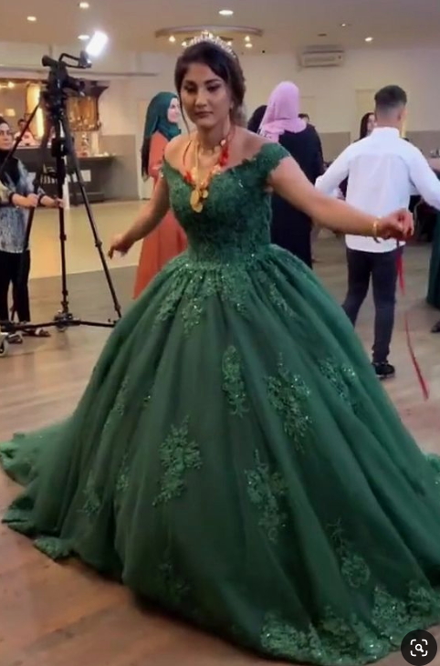 green prom dresses,green quinceanera dresses,green ball gowns,green wedding dress cg2407