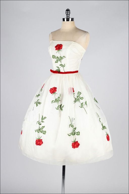 Vintage 1950's Ivory Organza Red Roses Dead Stock Dress homecoming dress cg3719