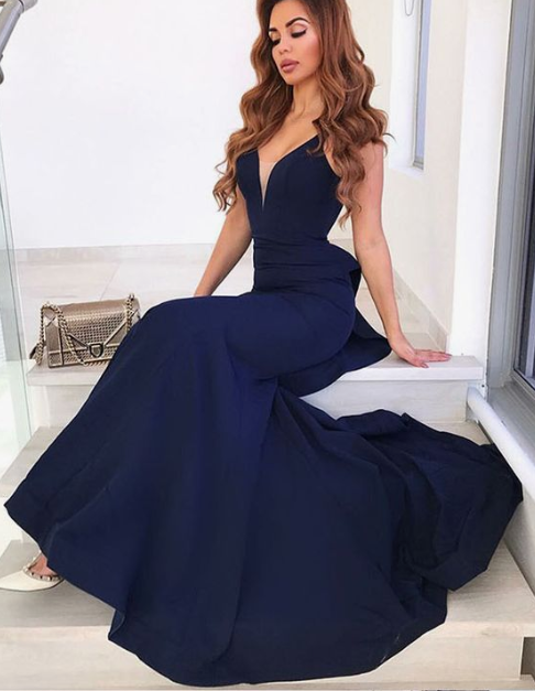 Mermaid V-Neck Navy Blue Prom Dress with Ruffles cg3891