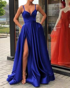Spaghetti Straps Black Prom Gown Long Evening Party Gown with Slit  cg6016