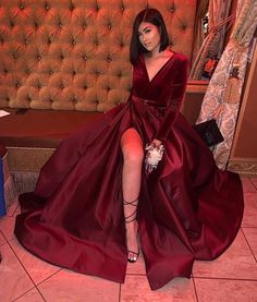 Vintage Burgundy Long Sleeve Velvet and Satin Prom Dresses Sexy Slit Formal Party Dress  cg6725